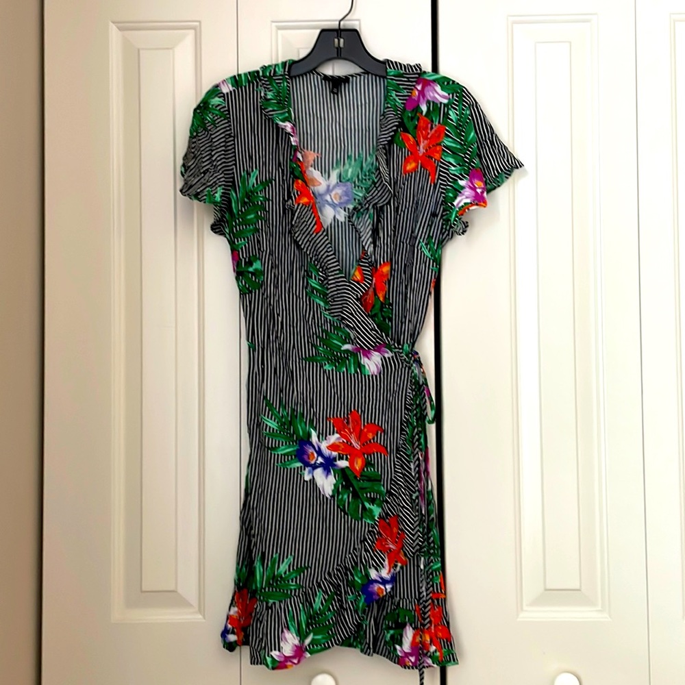 Floral black and white wrap dress, size m